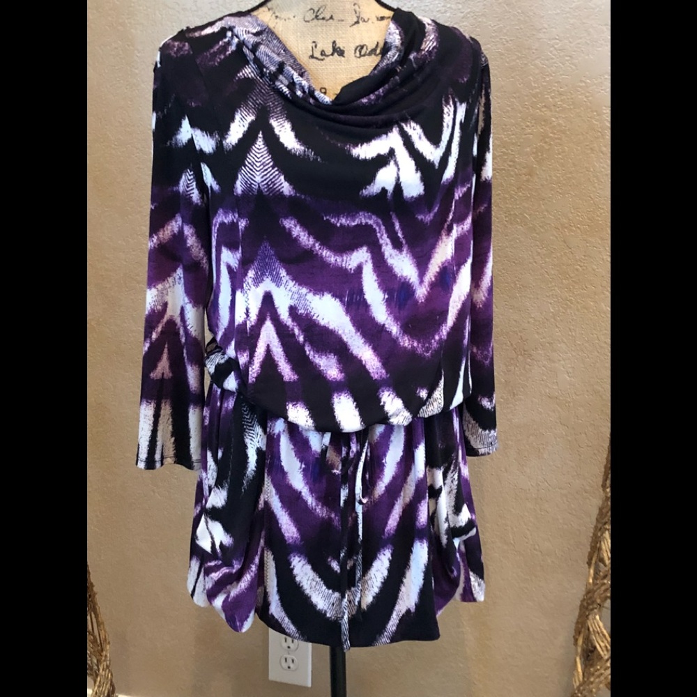 Alfani Purple and Black print top size M.